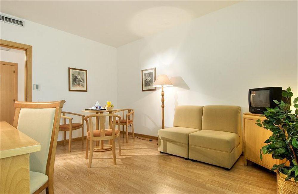 Hotel Eurosol אלקאננה חדר תמונה