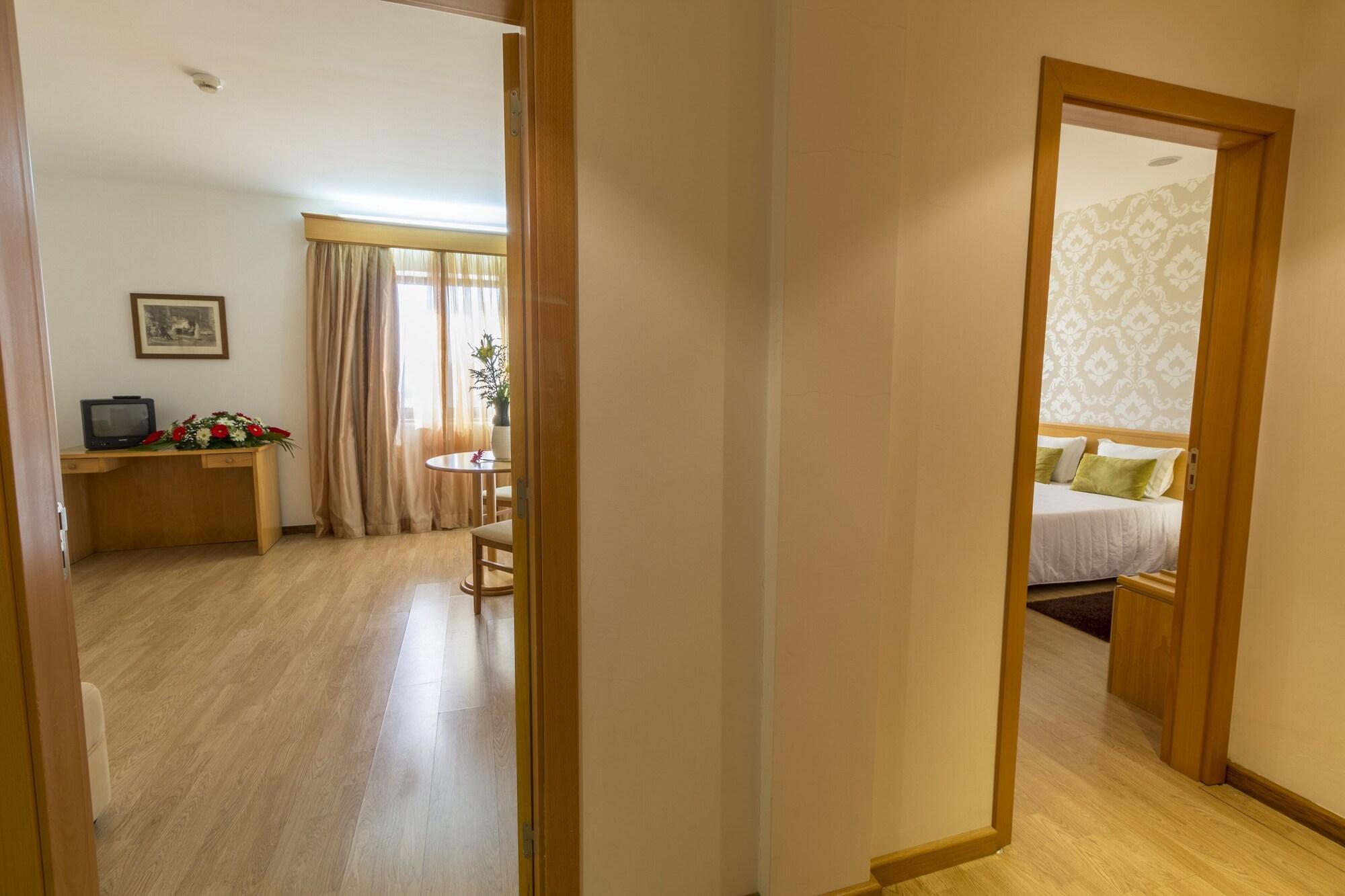 Hotel Eurosol אלקאננה מראה חיצוני תמונה