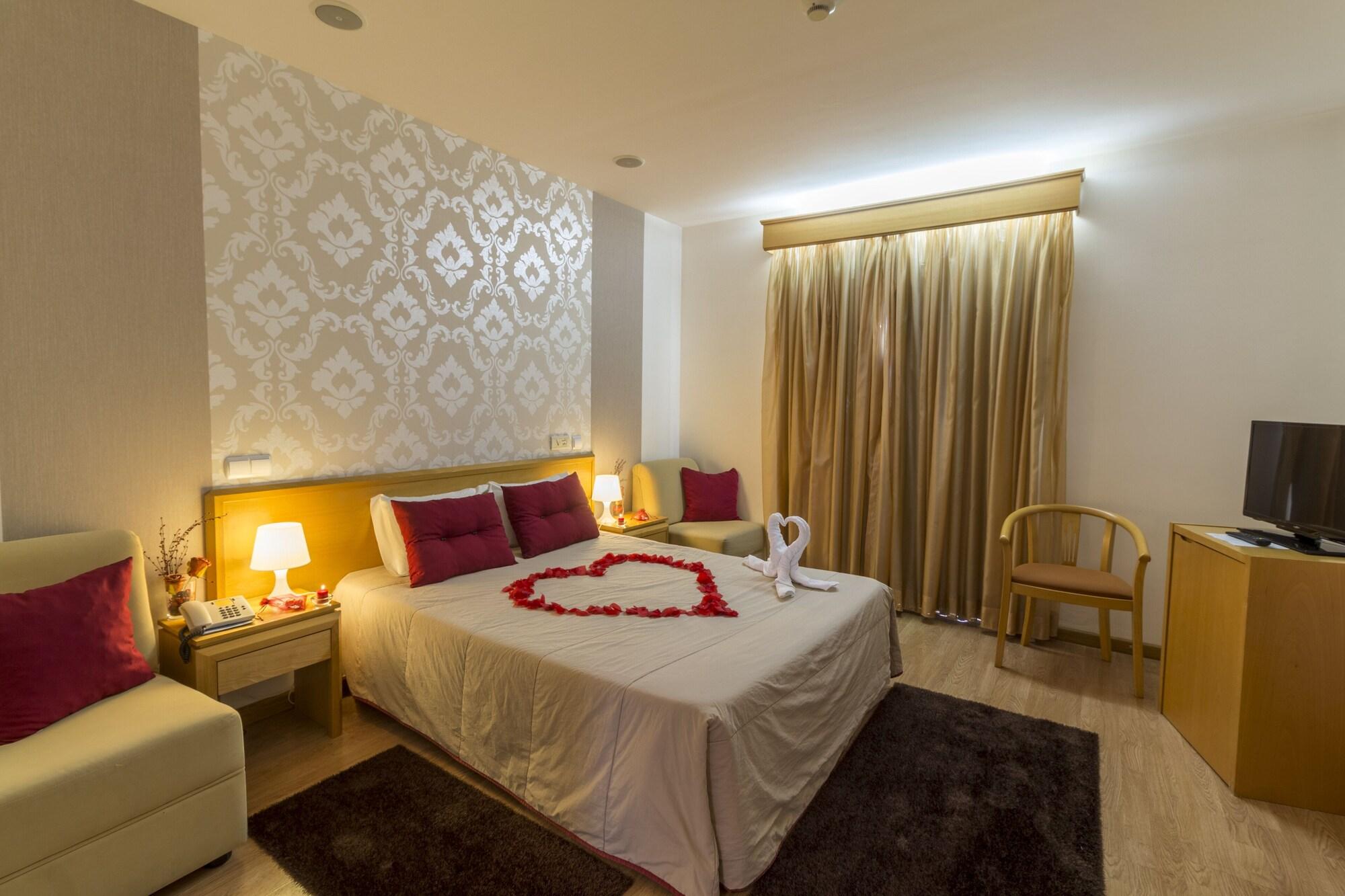 Hotel Eurosol אלקאננה מראה חיצוני תמונה
