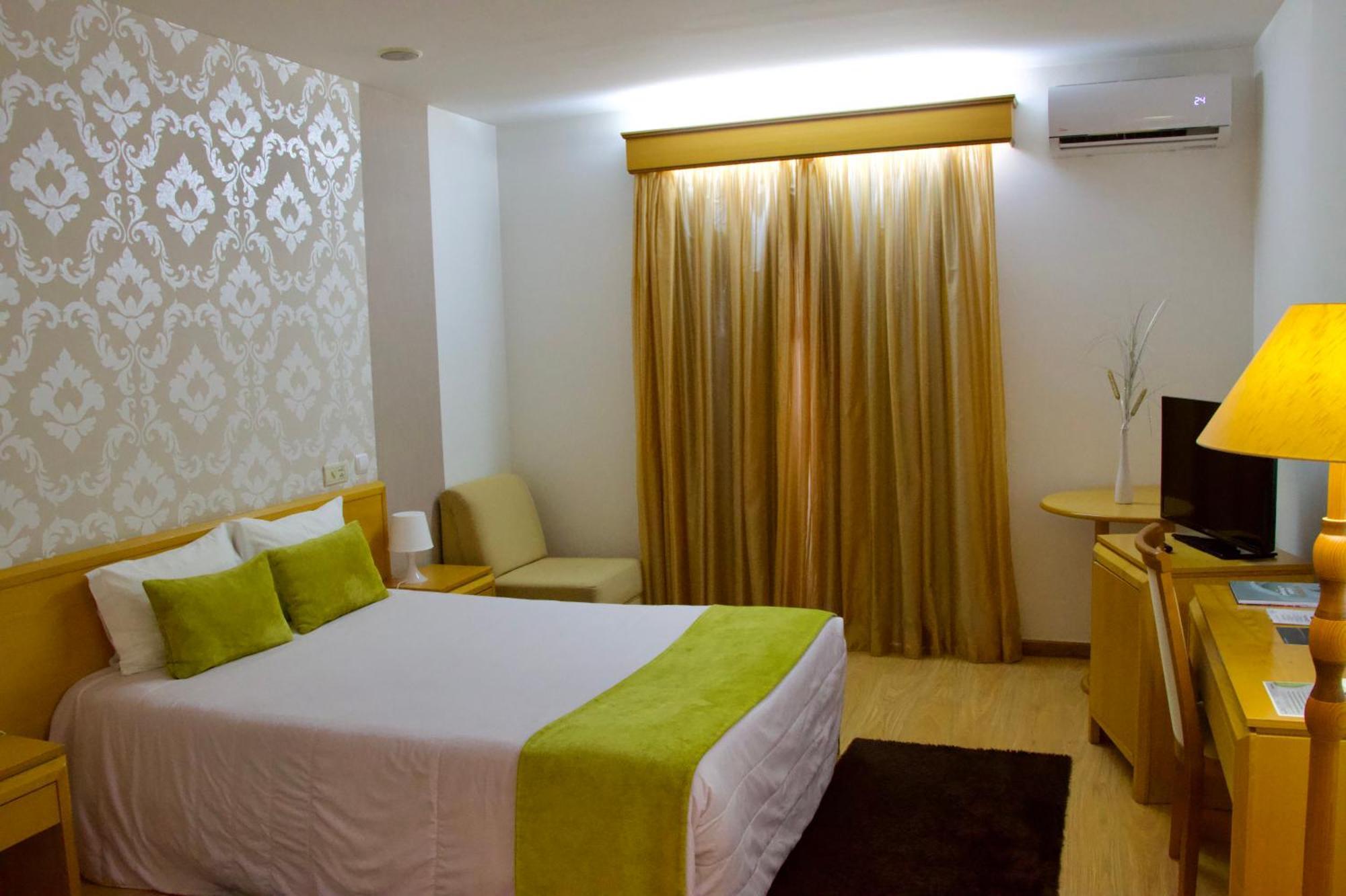 Hotel Eurosol אלקאננה מראה חיצוני תמונה